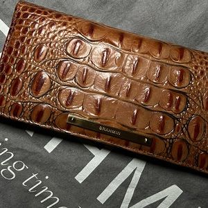 Brahmin Wallet